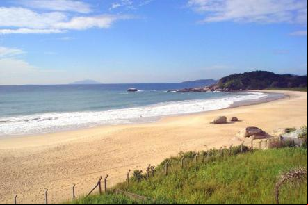 Praia de Quatro Ilhas - Foto: Leonardo Pallotta (Licen